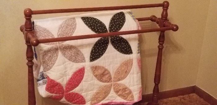 Tell  City Quilt rack