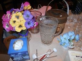 Crystal and great dried flower arrangements