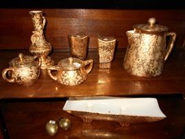 Golden spongeware set