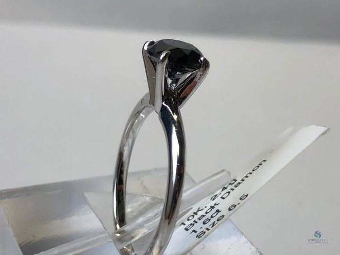 Black Diamond (1.60ct) 10k White Gold Ring