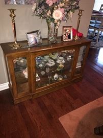WOOD AND GLASS DISPLAY CABINET
