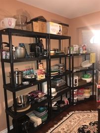 KITCHENWARE / BAKEWARE / GLASSWARE