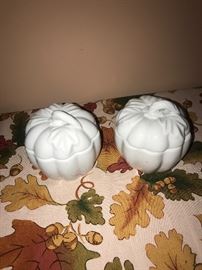 HOLIDAY PUMPKIN JARS