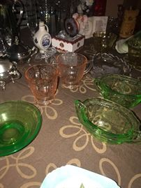 GREEN VASELINE GLASS