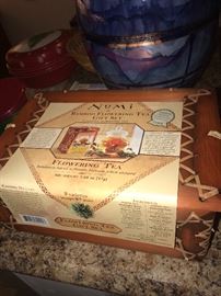 NUMI TEASET