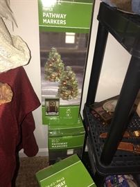 OUTDOOR HOLIDAY DECOR'