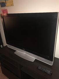 VIZIO FLAT SCREEN TV