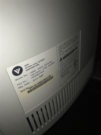 VIZIO FLAT SCREEN TV