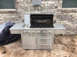 GLEN CANYON BBQ GRILL