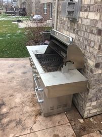 GLEN CANYON BBQ GRILL