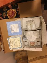 ASHTON DRAKE SNOWBABIES COLLECTION DOLLS BY TITUS TOMESCU SIGNED W/COA