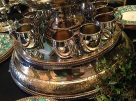 Exceptional mirrored plateau