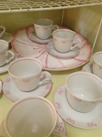 "Ruban Pink" - Vista Alegre porcelain from Portugal