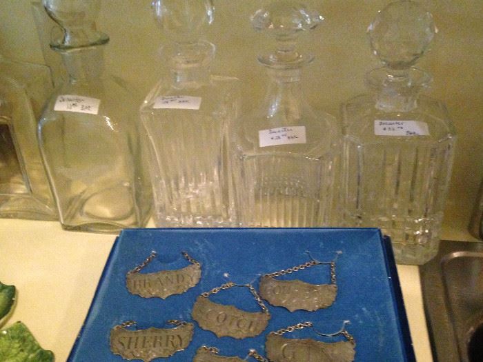 Decanters and decanter labels