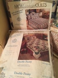 Arch Heirloom Quilt Sets (Full/Queen)