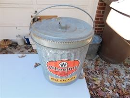 Wheeling Galvanized Can with Paper Label 