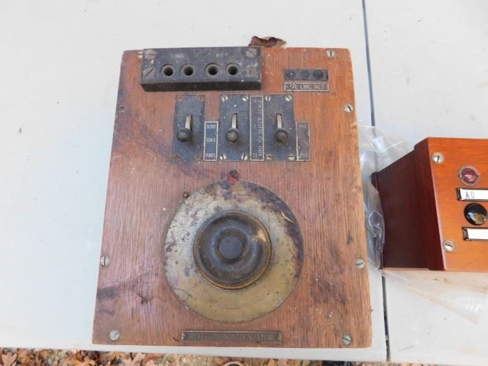 Old Western Electric Reflection Attenuator in Oak Case(Greensboro, N.C.)