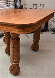 Antique Oak Dining Table (Additional leaves available)