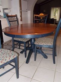 Dinette set, table with leaf and 4 chairs