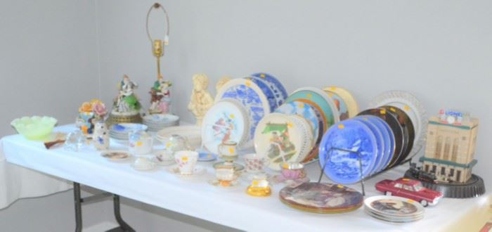 VINTAGE PORCELAINS - LOTS OF BLUE/WHITE, CUPS, FIGURINES AND MORE