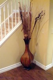 Decorator vase and foliage 