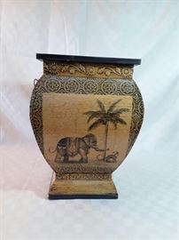 Exotic Elephant Design Planter https://ctbids.com/#!/description/share/58745