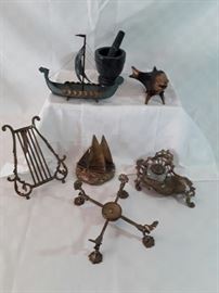 Brass Menagerie https://ctbids.com/#!/description/share/58765