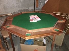 Poker Table - 6 Metal Folding chairs