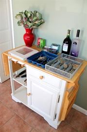 Kitchen island cabinet
