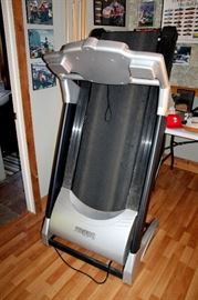 HealthTrainer treadmill 