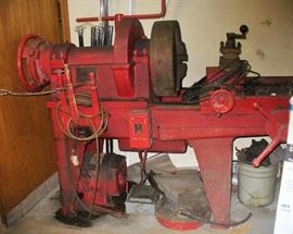 ANOTHER CLOSE UP OF THIS FABULOUS FIND