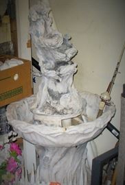 BEAUTIFUL FOUNTAIN STATUARY WITH INSTALLATION BOOKLET