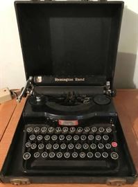 Vintage Remington Ran Typewriter 
