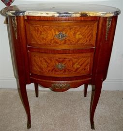 Two exquisite side tables, inlaid wood with removable marble top and curved legs