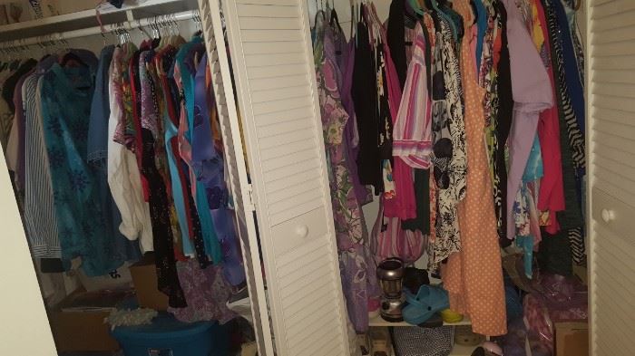 Plus Size Clothing & Shoes Sizes 9-10. Sas, Croc & others