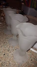 3 Frosted Sundae Dishes