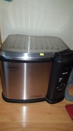 Indoor Turkey Cooker. Can be used to boil lots of shrimp, etc. too! Free Turkey with this purchase!
