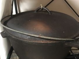 Vintage Cast Iron #12 Dutch Oven with Lid