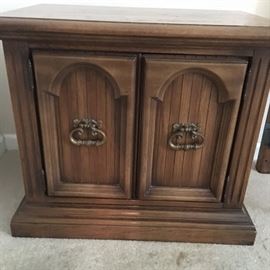 2 Broyhill Nitestands