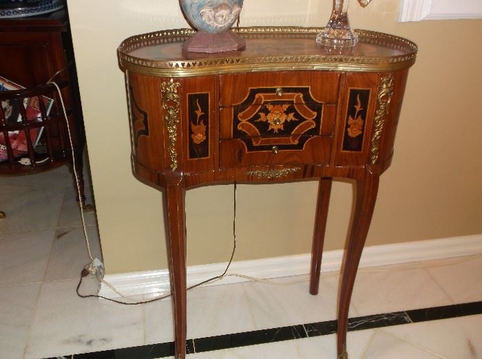 French side table w/margquerty  