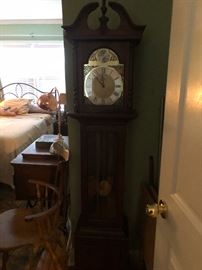 Grandmother Clock (grandfather)