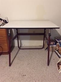 folding drafting table