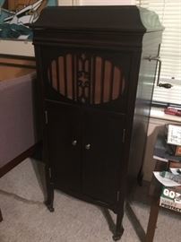 Brunswick phonograph closed