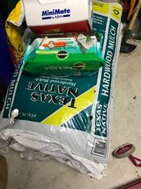 6 bags Mulch