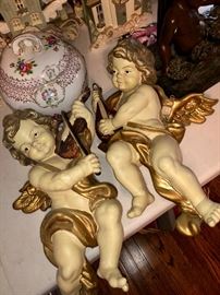 Vintage pair of cherubs 