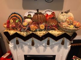 Thanksgiving decor