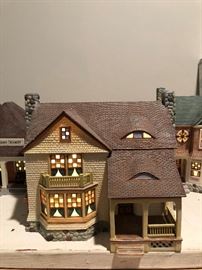 DEPARTMENT 56 Season's Bay Collection