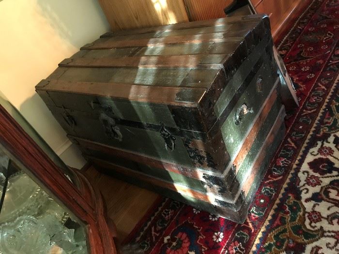 Antique Steamer Trunk $ 140.00