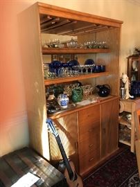 Glass / Wine Cabinet $ 320.00