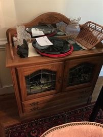 Leaded glass door cabinet with splashback $ 90.00